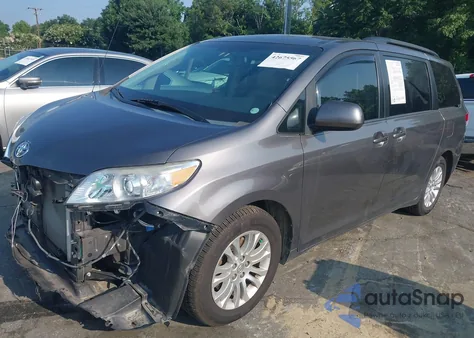 2013 Toyota Sienna Xle V6 8 Passenger из США, поврежденный, VIN 5TDYK3DC4DS337177
